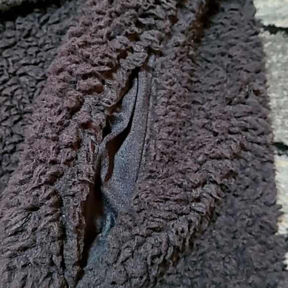 Softest Sherpa Faux Fur Half-zip Shirt - Picture 6 of 11